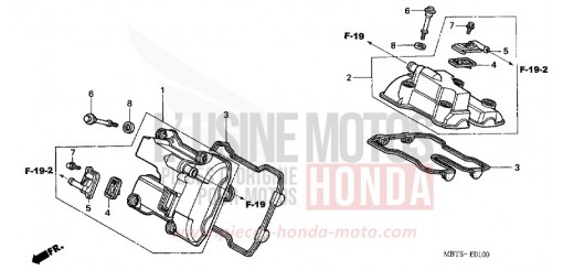 COUVERCLE DE CULASSE XL1000VA5 de 2005